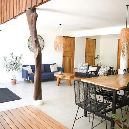 Cuatro Vientos Lodge & Apartments - Mal Pais, Costa Rica Playa Santa Teresa  Exterior photo