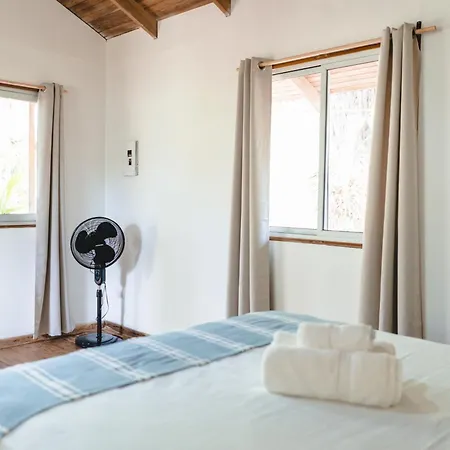 Cuatro Vientos Lodge & Apartments - Mal Pais, Costa Rica Playa Santa Teresa  Room photo